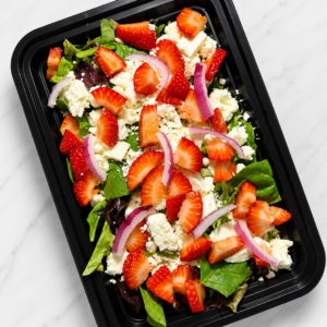 Strawberry Summer Salad 🌿